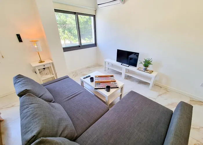 Happy Homes Paradise *